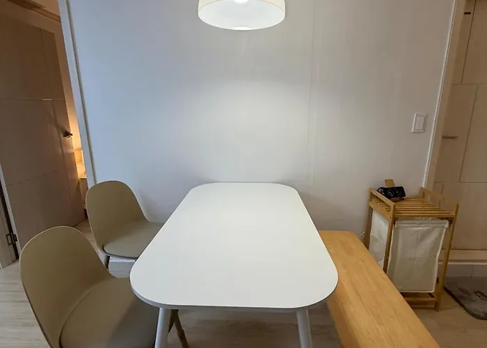 Appartamento New Opening #gangdae Station#seongsu #pop-up#best Access To Seoul's Hotspots *